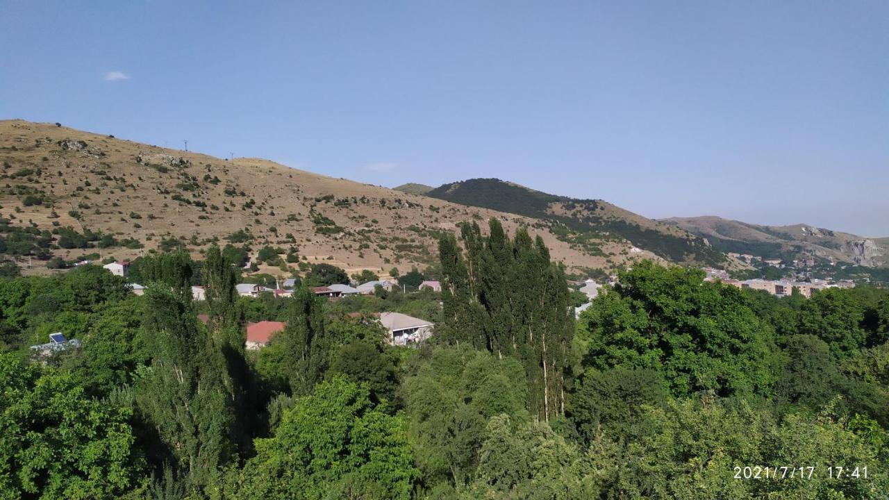 Verishen Guest House B&B Goris Esterno foto