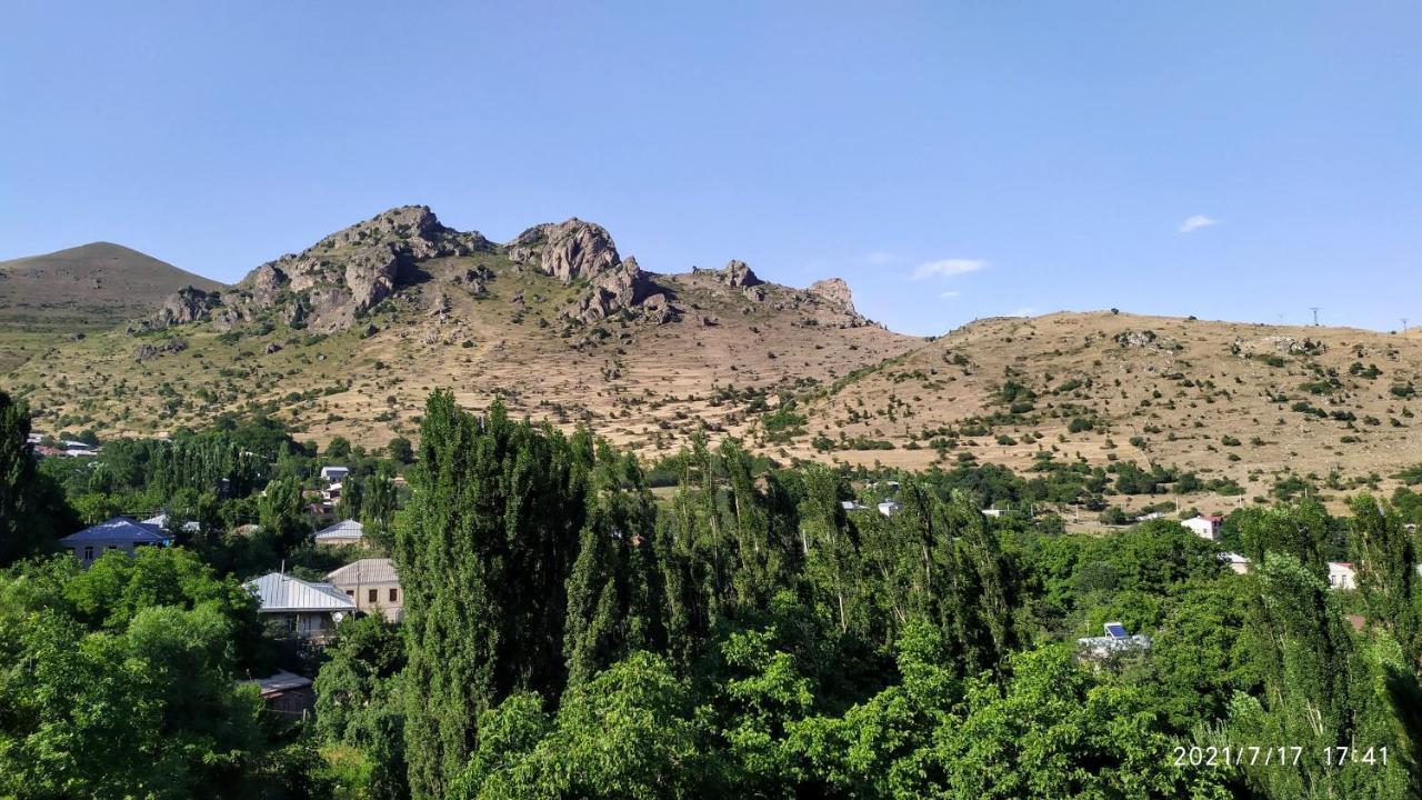 Verishen Guest House B&B Goris Esterno foto