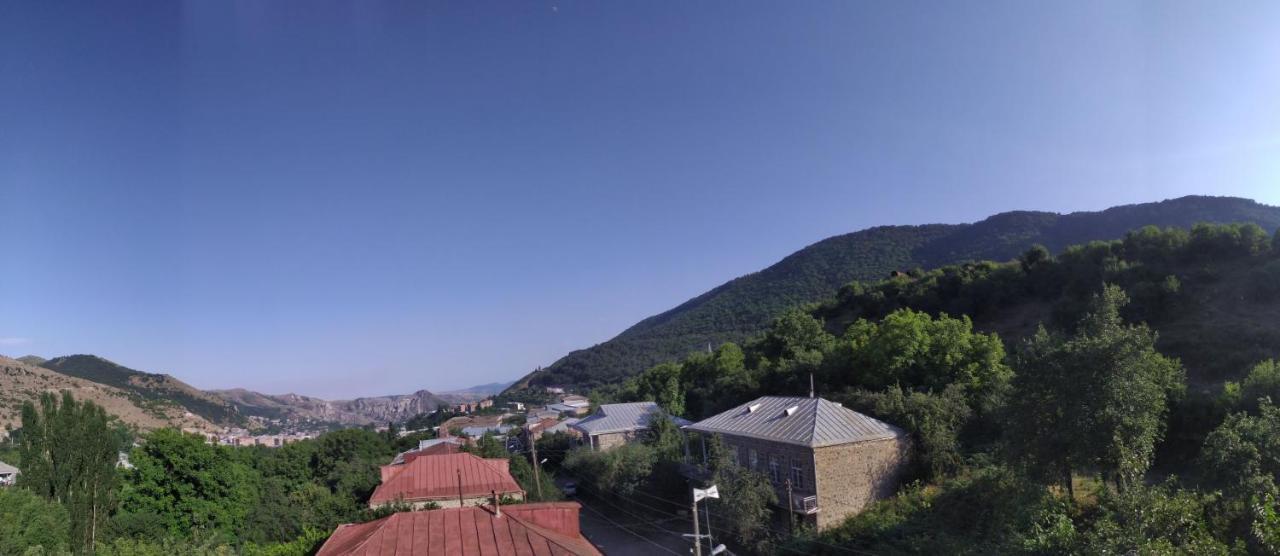 Verishen Guest House B&B Goris Esterno foto