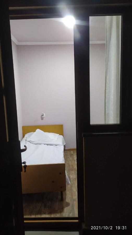 Verishen Guest House B&B Goris Esterno foto