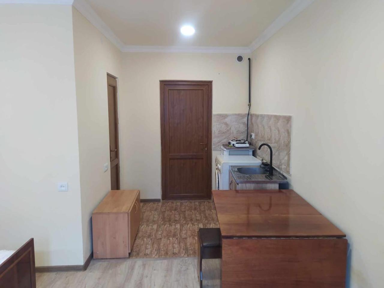 Verishen Guest House B&B Goris Esterno foto