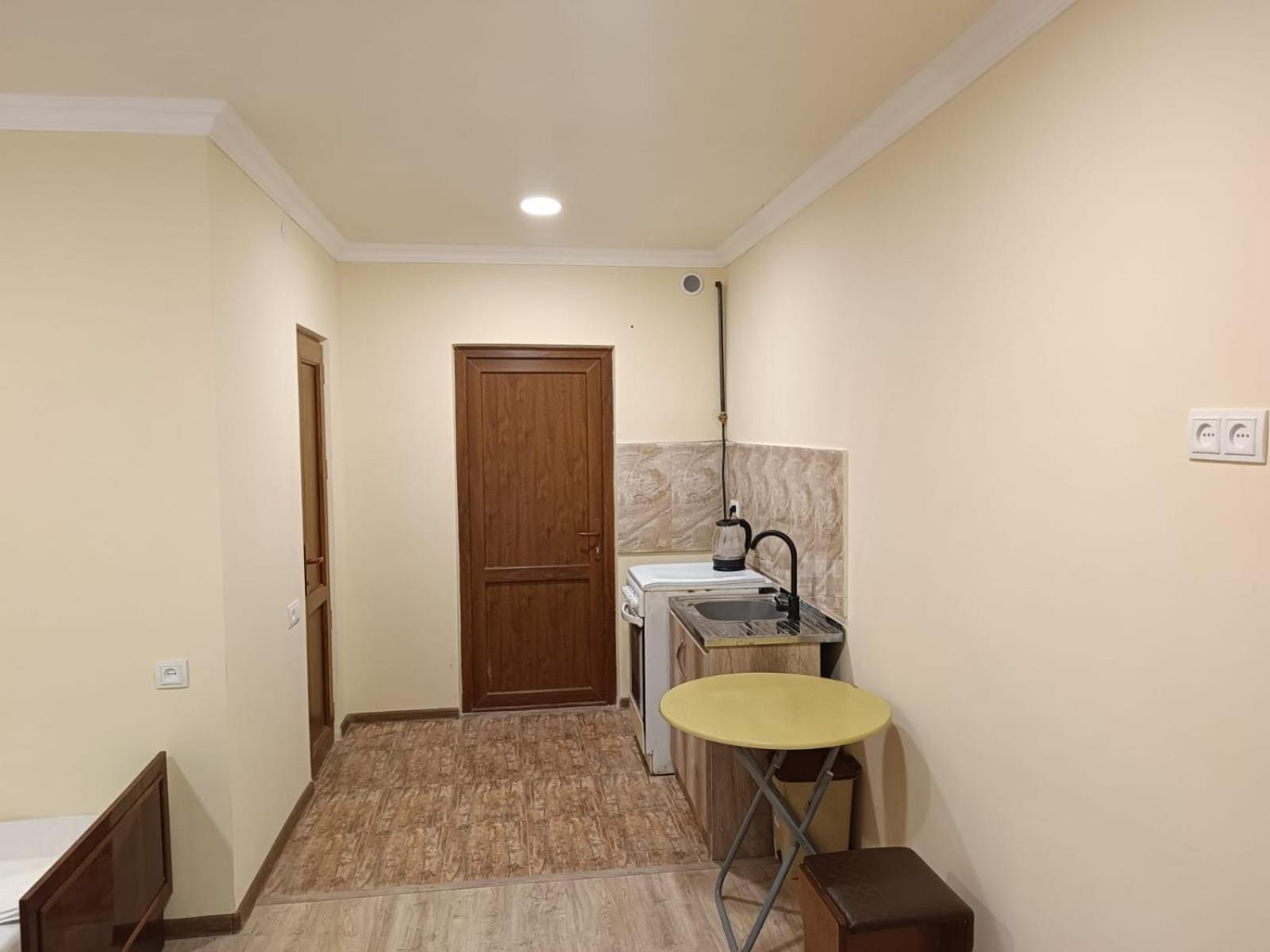 Verishen Guest House B&B Goris Esterno foto
