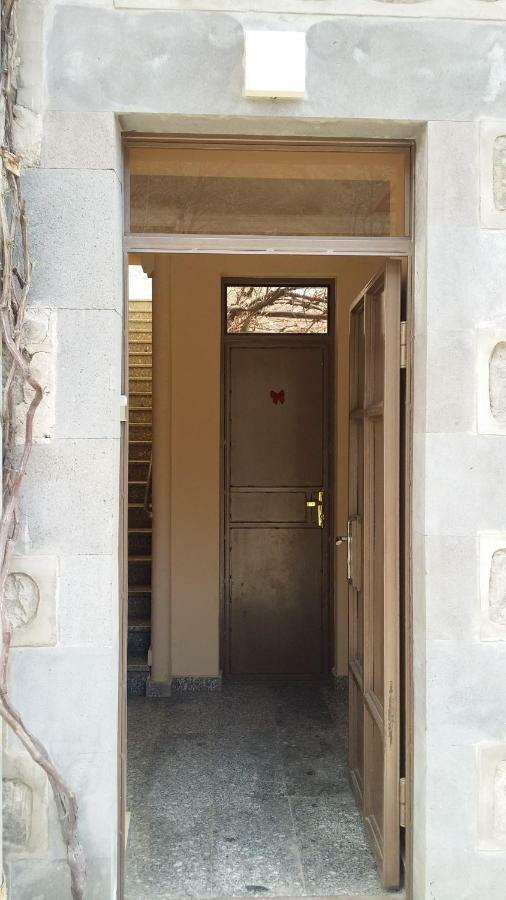 Verishen Guest House B&B Goris Esterno foto