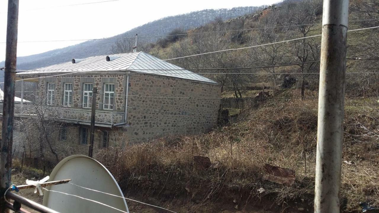 Verishen Guest House B&B Goris Esterno foto